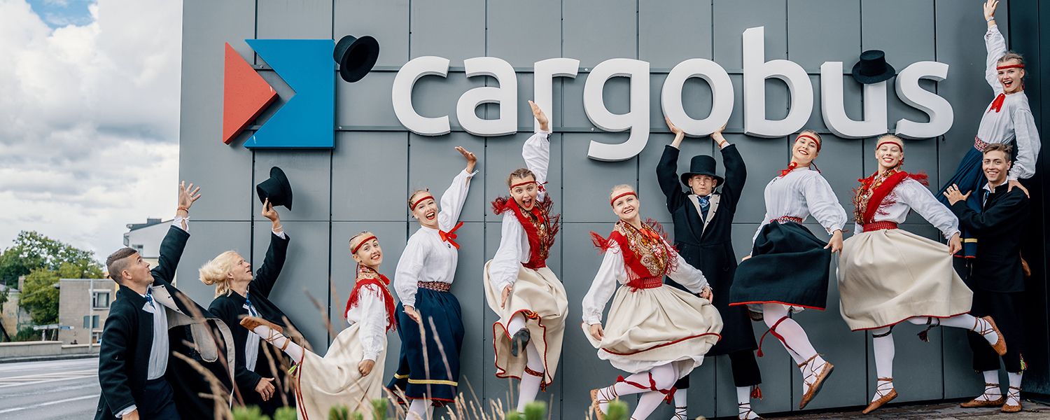 Бесплатная доставка посылок участникам Праздника песни и танца